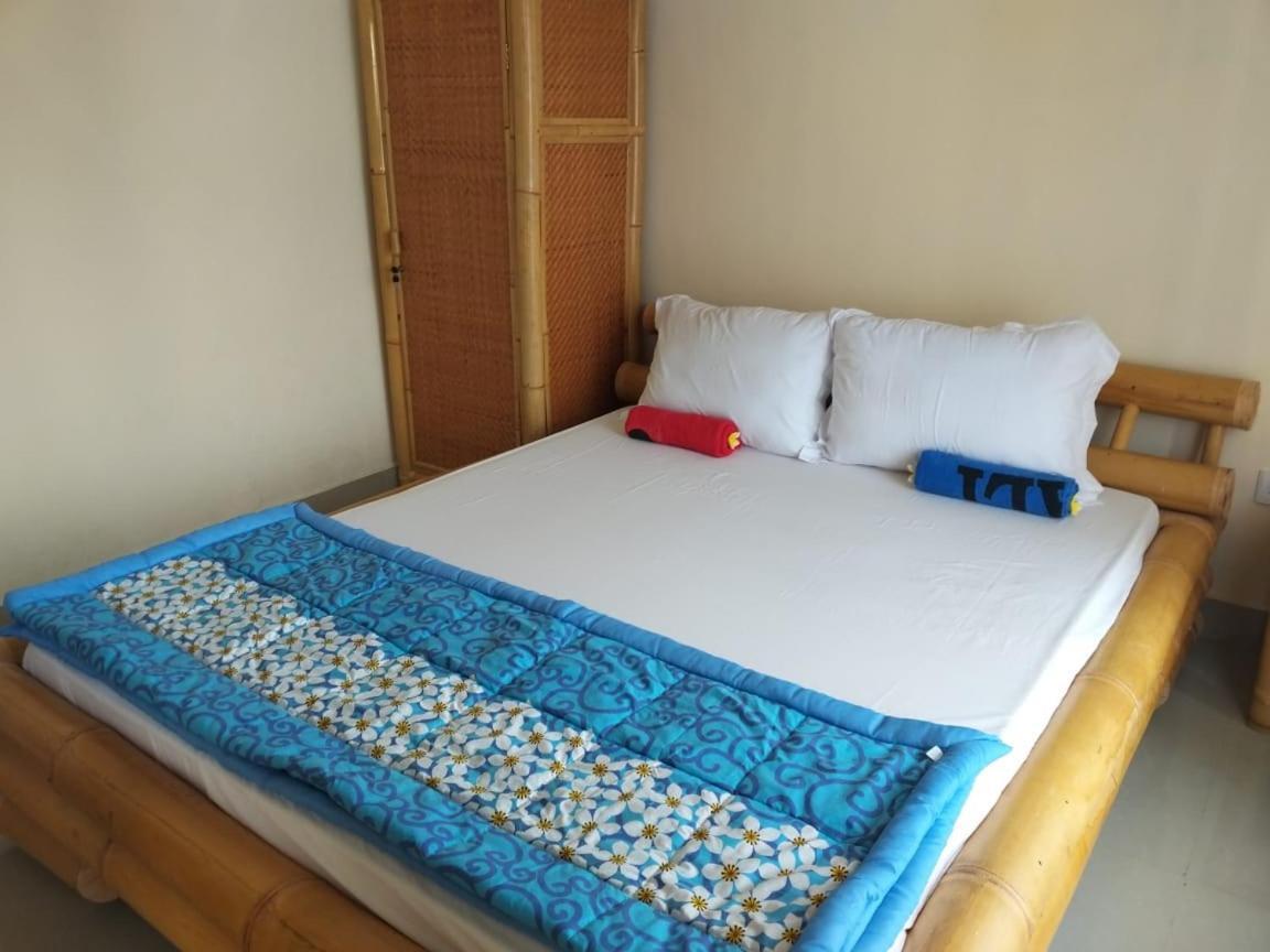 Waterfall Guest House Sukawati  Exterior photo